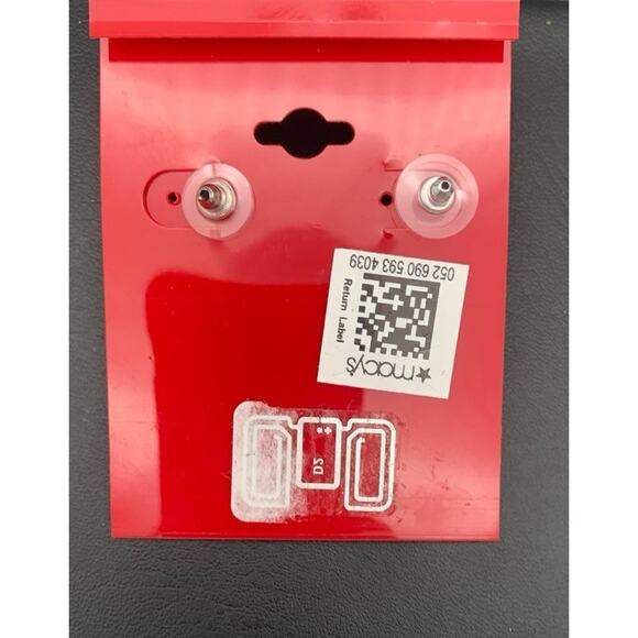 NWT Holiday Lane Silver Tone Clear Rhinestone Snowflake Dangle Pierced Earrings - Picture 4 of 4